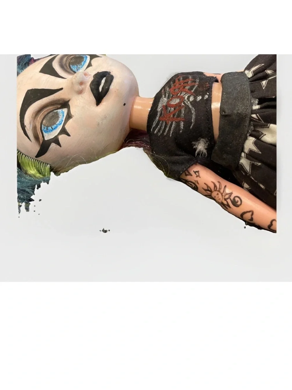 Monster high goth doll